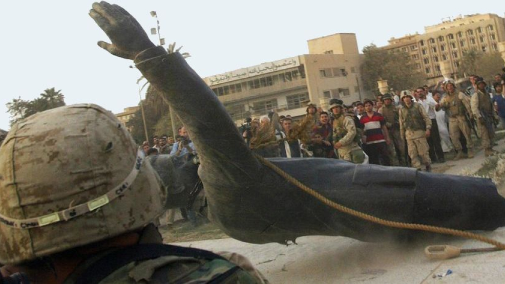Im zweiten Irakkrieg 2003 wurde Saddam Hussein endgültig gestürzt.  Im zweiten Irakkrieg 2003 wurde Saddam Hussein endgültig gestürzt.